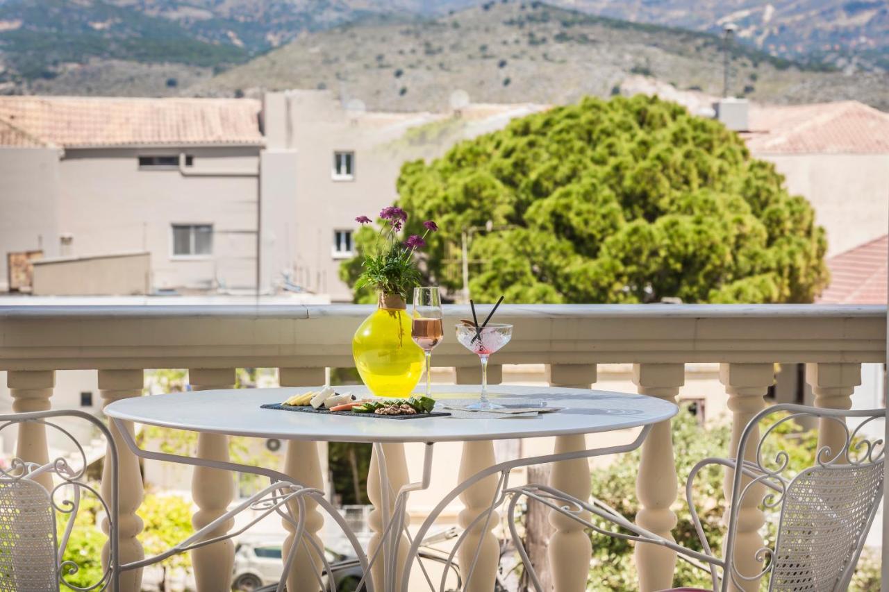 Alley Boutique Hotel And Spa Argostoli  Exteriör bild